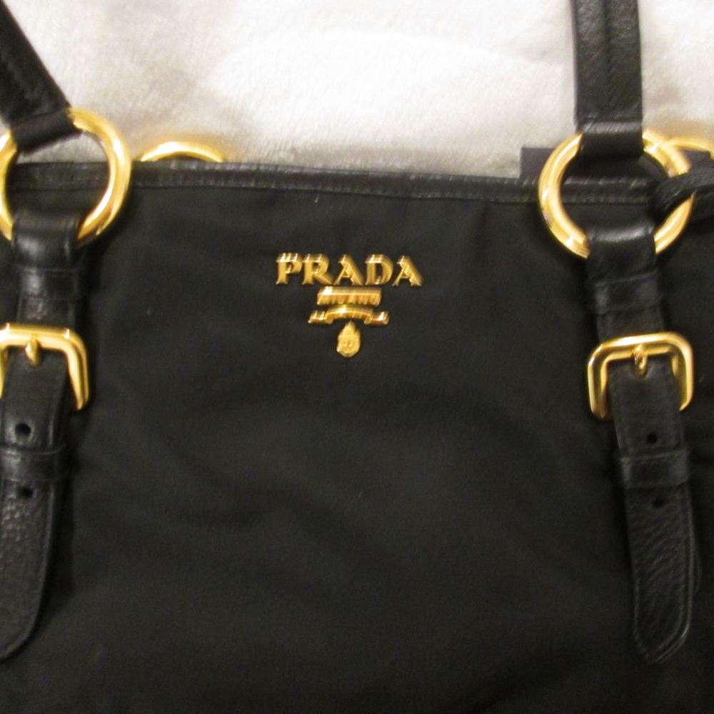 PRADA BLACK NYLON LARGE SHOPPER TOTE BAG - Picture 2 of 14